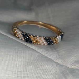 pretty blue white and gold bracelet bangle